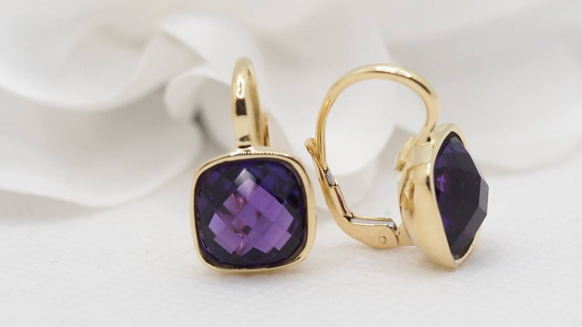 Boucles d'oreilles en or jaune et améthyste - Castafiore