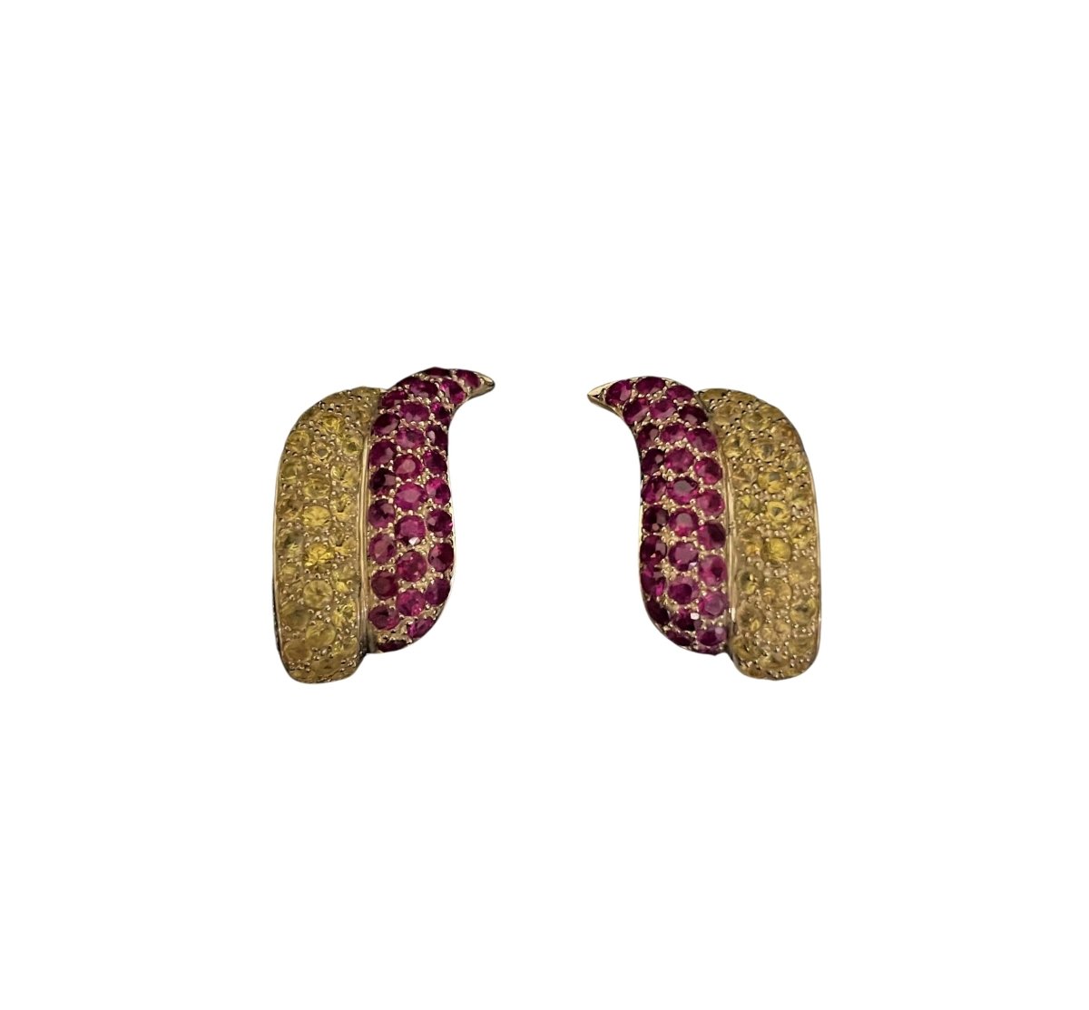 Boucles d'oreilles en or jaune, rubis, saphir jaune et diamant - Castafiore