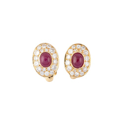 Boucles d'oreilles en rubis et diamants de la maison Van Cleef and Arpels - Castafiore