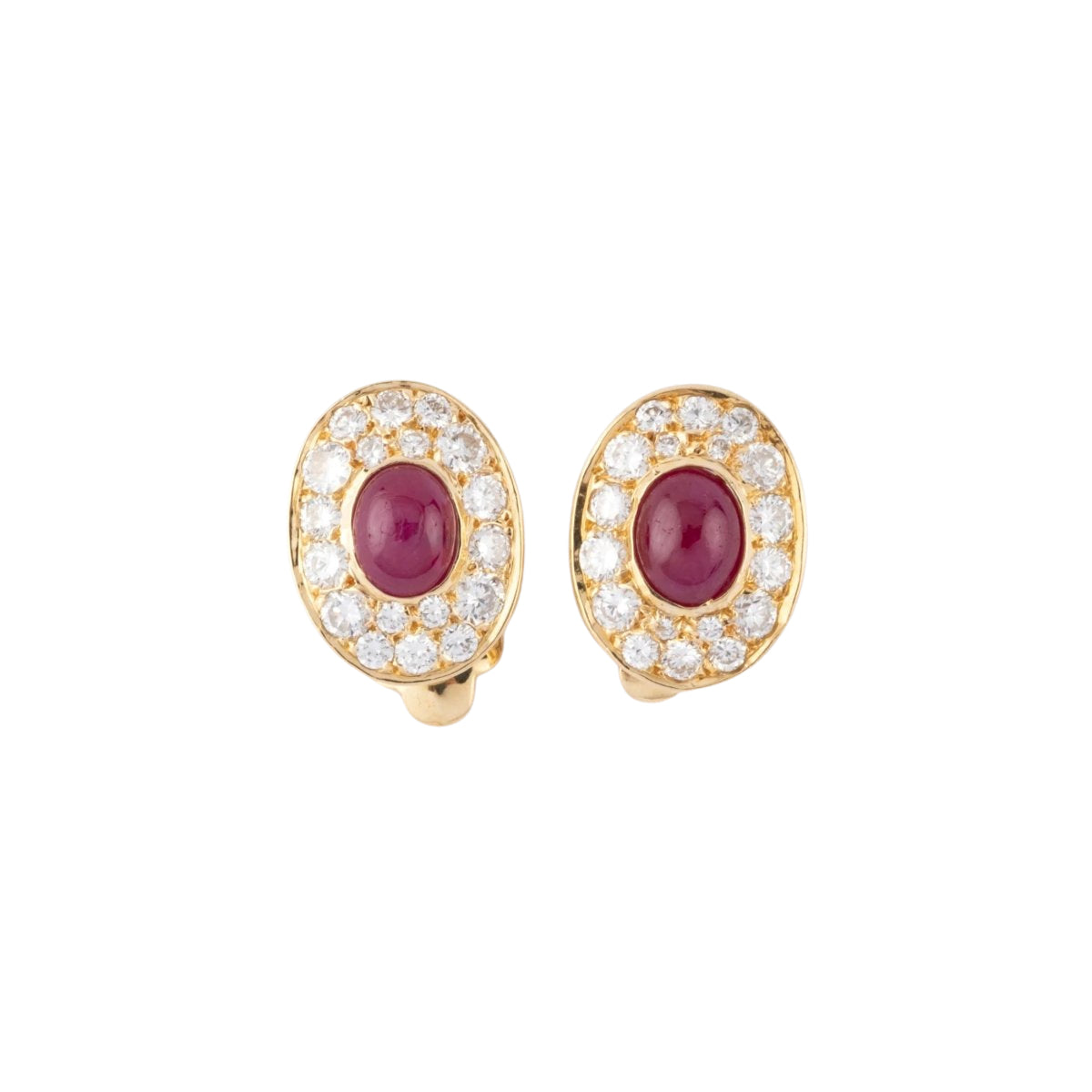 Boucles d'oreilles en rubis et diamants de la maison Van Cleef and Arpels - Castafiore