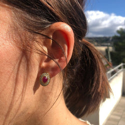 Boucles d'oreilles en rubis et diamants de la maison Van Cleef and Arpels - Castafiore