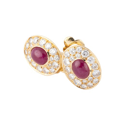 Boucles d'oreilles en rubis et diamants de la maison Van Cleef and Arpels - Castafiore