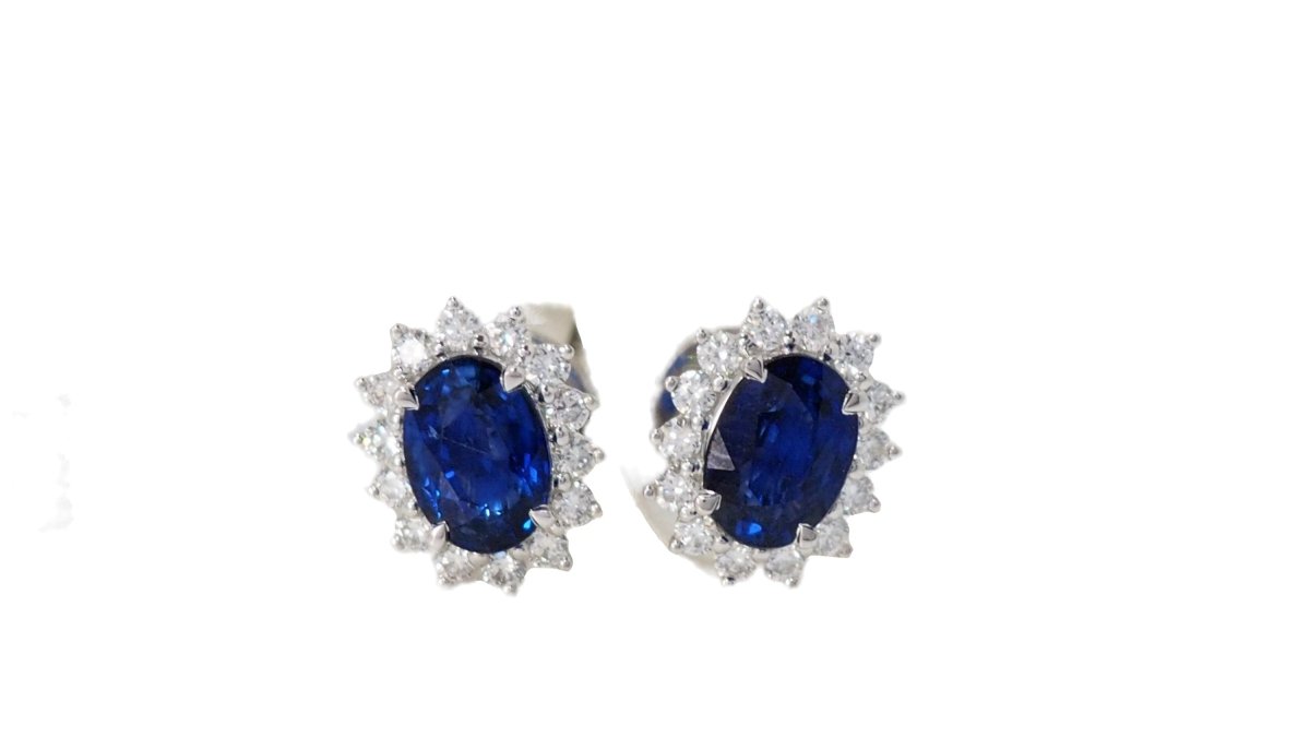 Boucles d'oreilles marguerite en or blanc Saphirs et diamants - Castafiore