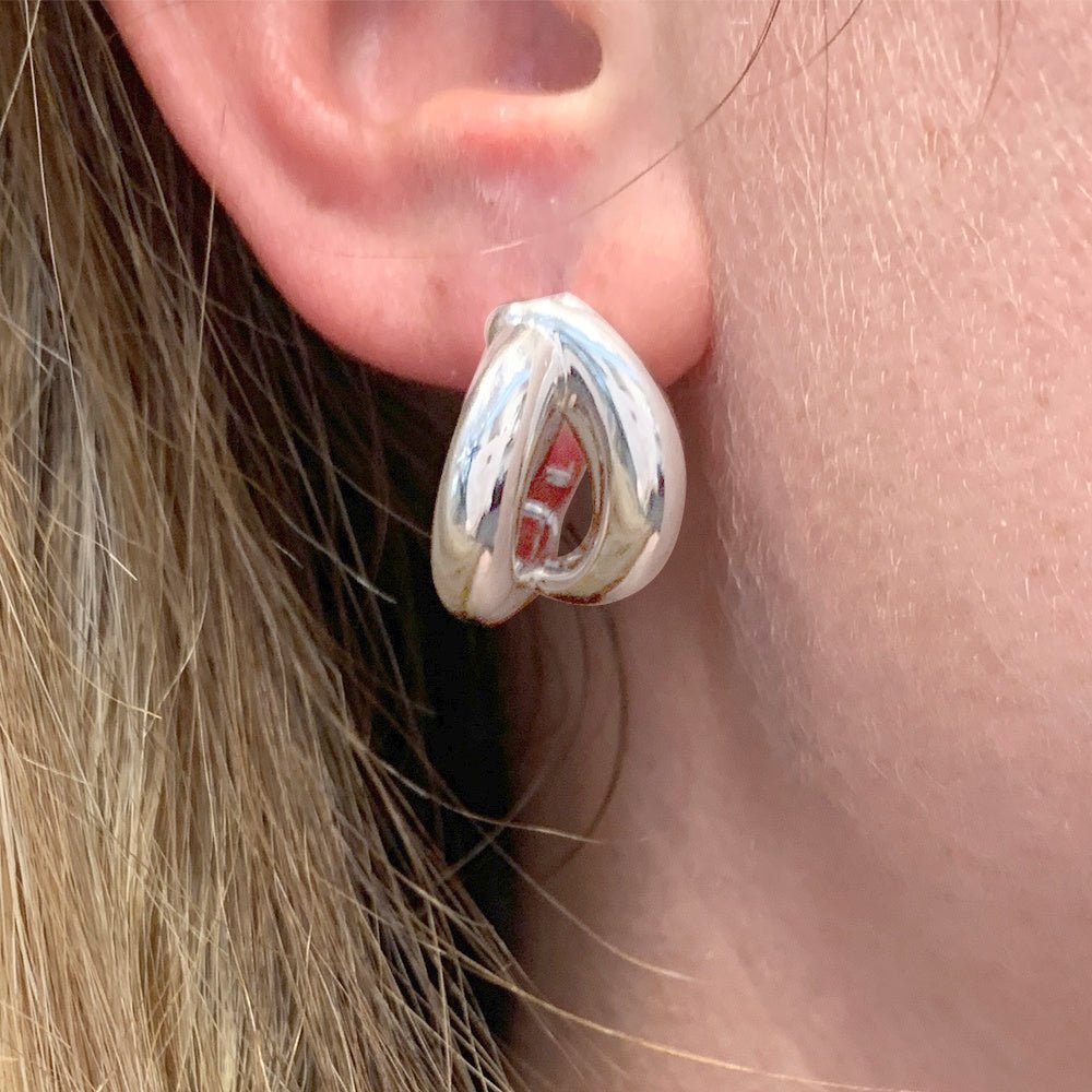 Boucles d'oreilles MAUBOUSSIN, "Twins", or blanc - Castafiore