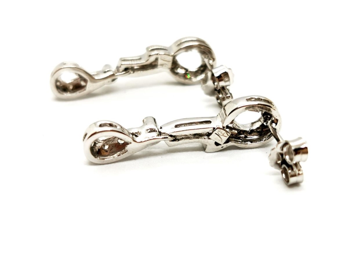 Boucles d'oreilles Pendantes en or blanc et diamants - Castafiore