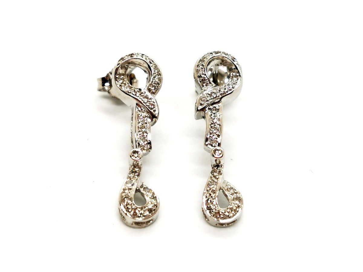 Boucles d'oreilles Pendantes en or blanc et diamants - Castafiore