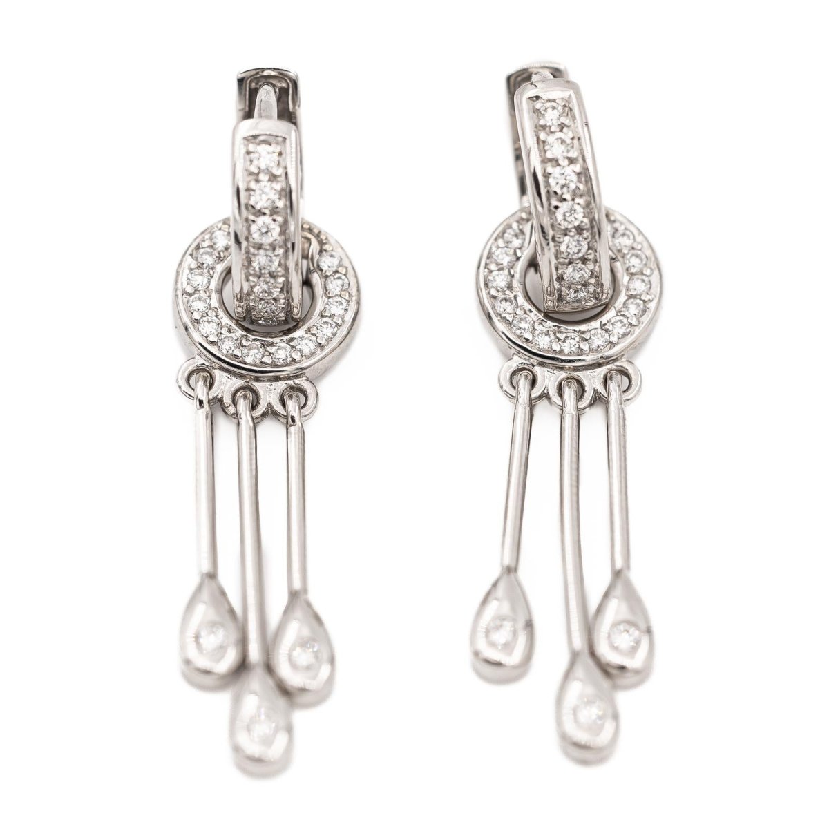 Boucles d'oreilles Pendantes en or blanc et diamants - Castafiore