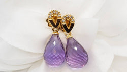 Boucles d'oreilles Pendantes en or jaune, améthystes et diamants - Castafiore