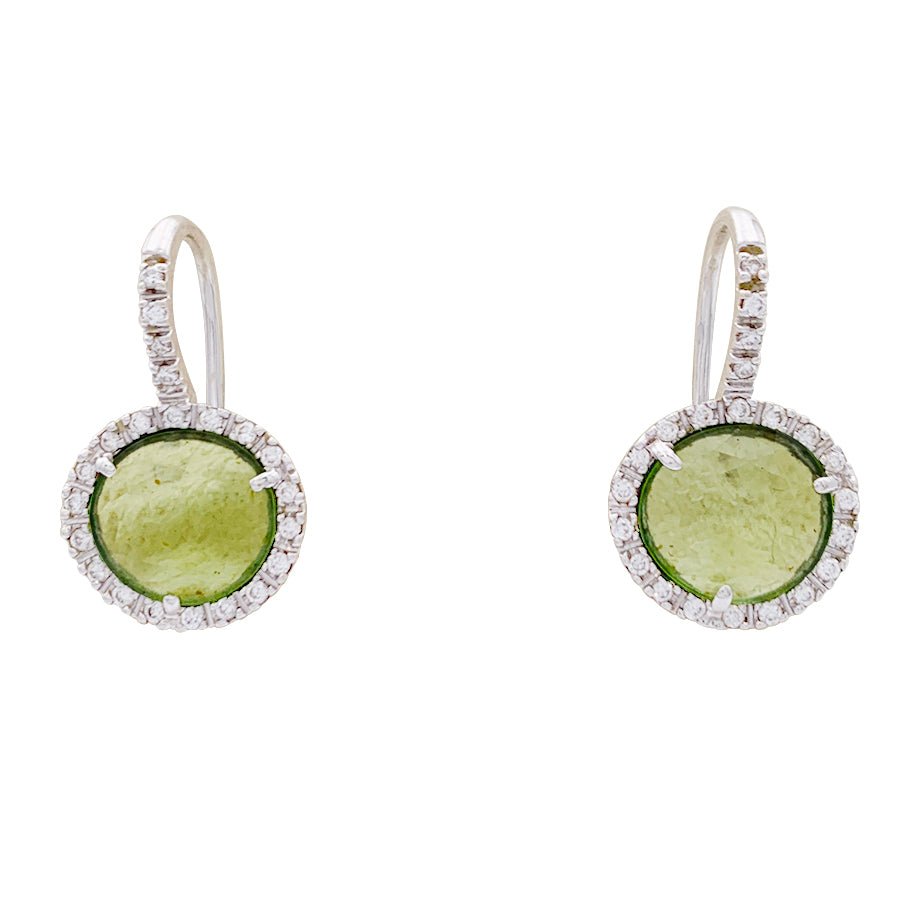 Boucles d'oreilles Pomellato "Colpo di Fulmine", or blanc, péridots, diamants. - Castafiore