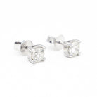 Boucles d'oreilles Puces en or blanc et diamants - Castafiore