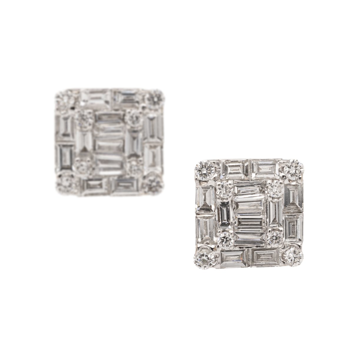 Boucles d'oreilles Puces en or blanc et diamants - Castafiore