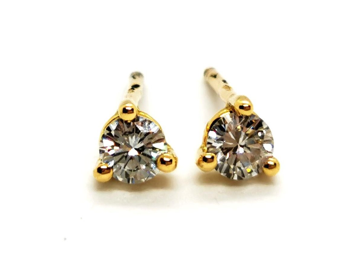 Boucles d'oreilles Puces en or jaune et diamants - Castafiore