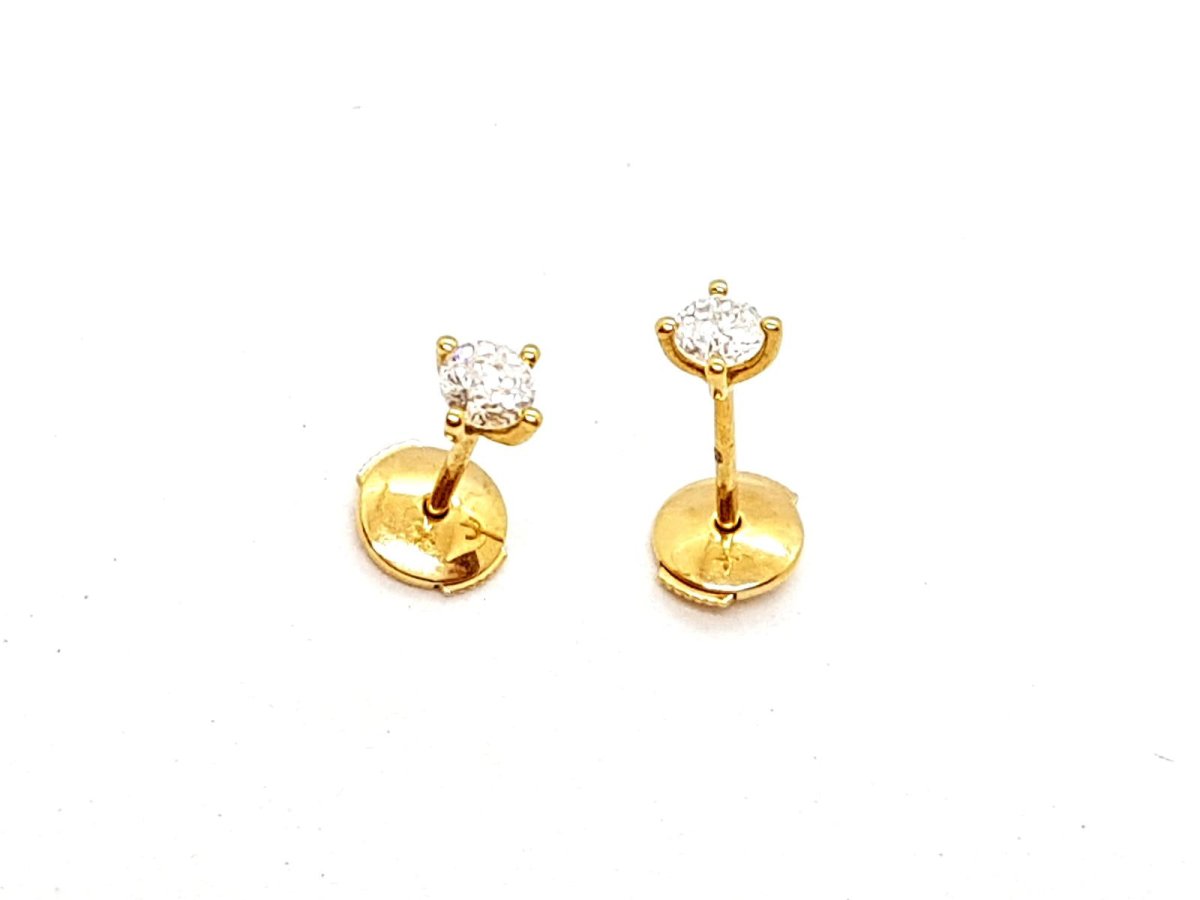 Boucles d'oreilles Puces en or jaune et diamants - Castafiore