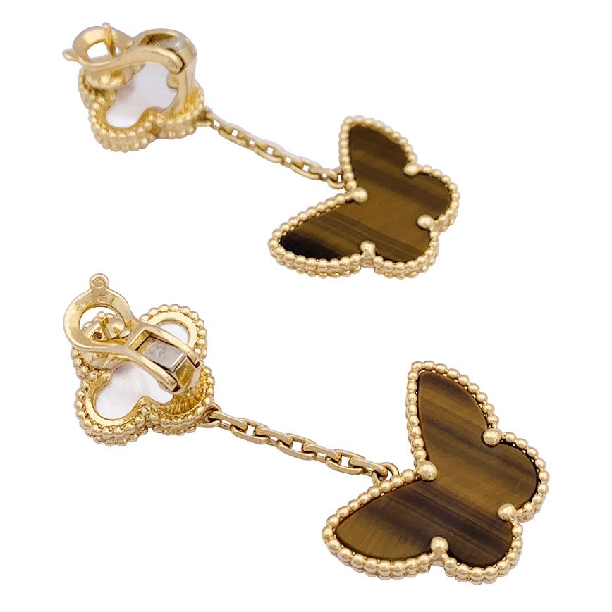 Boucles d'oreilles VAN CLEEF & ARPELS "Lucky Alhambra" or jaune, nacre blanche, oeil de tigre - Castafiore