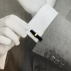 Boutons de manchette Cartier en or jaune, acier, onyx et aventurine - Castafiore