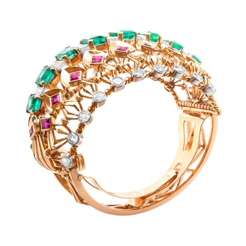 Bracelet 1940 Or Jaune, Emeraudes de Colombie, Diamants et Rubis - Castafiore