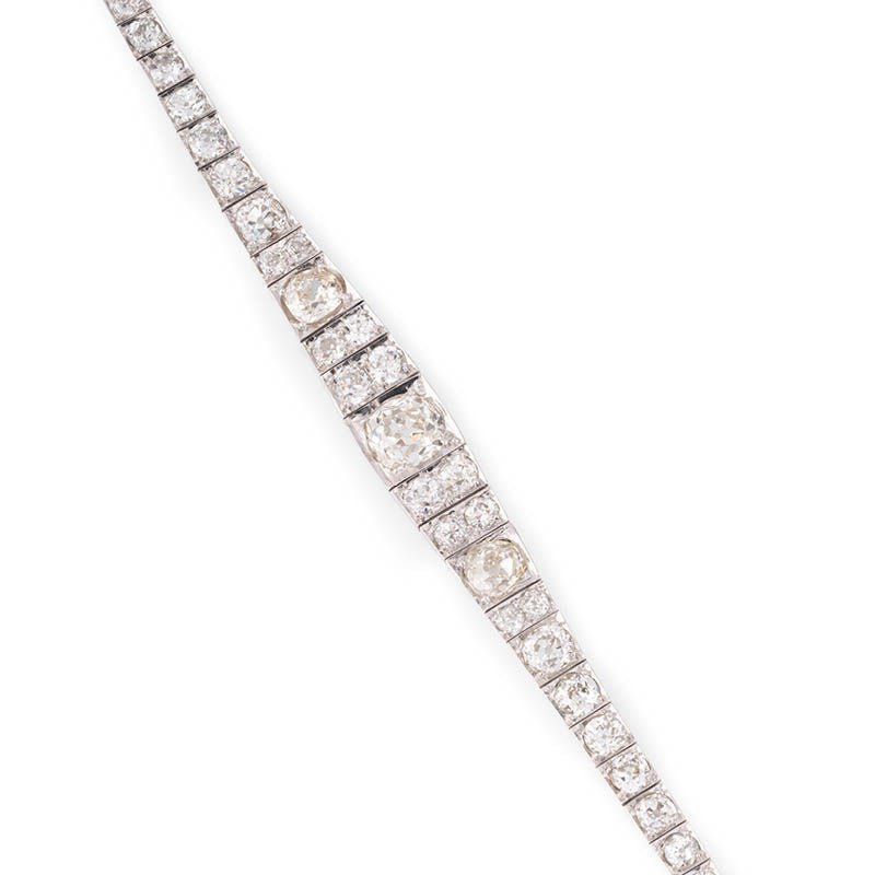 Bracelet Art Déco en platine et diamants - Castafiore
