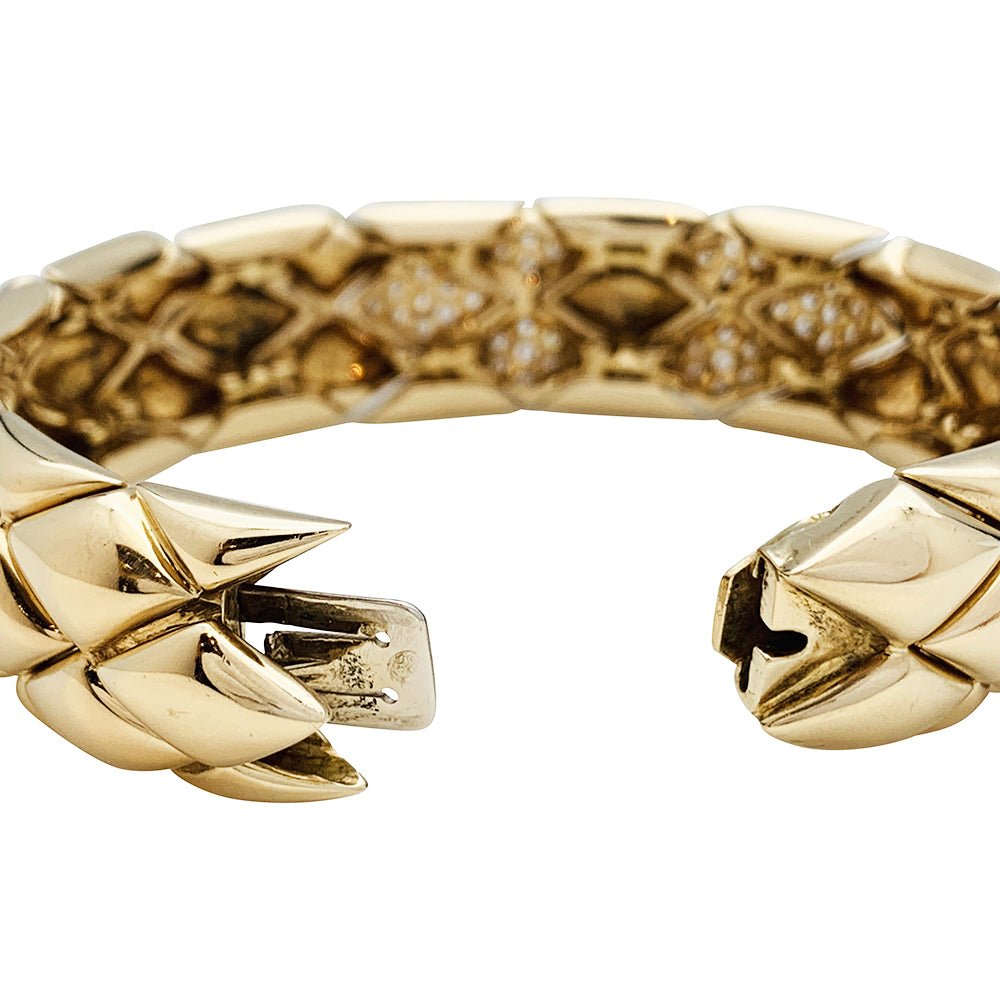Bracelet CHAUMET, "Les Belles Cordelières", en or jaune et diamants. - Castafiore