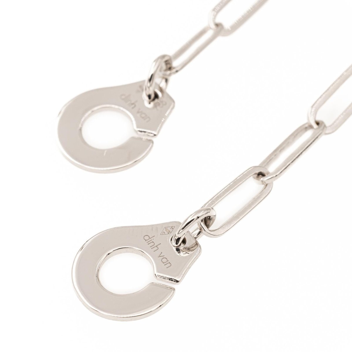 DINH VAN “Handcuffs” bracelet in white gold – Castafiore
