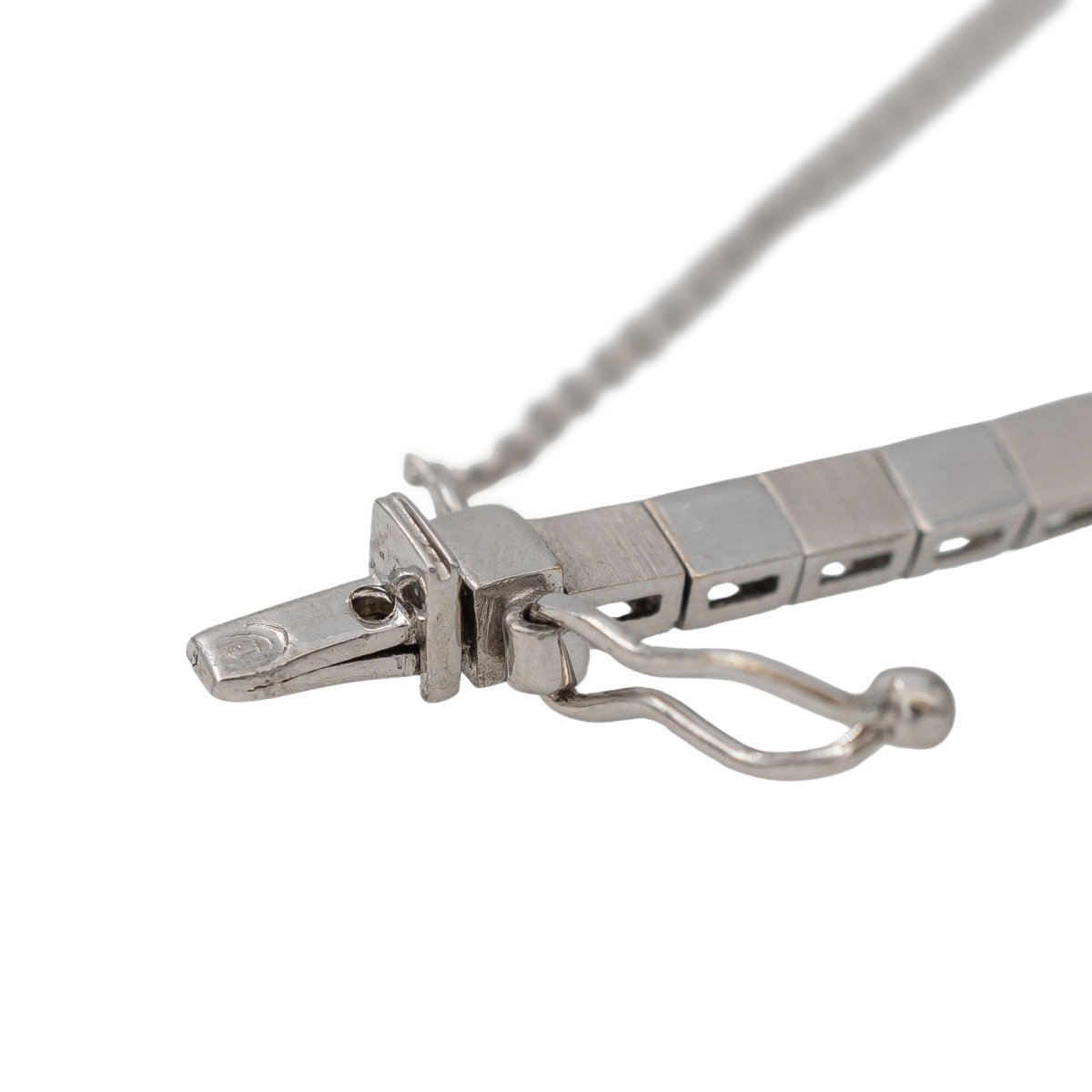 Bracelet en or blanc et émeraides - Castafiore