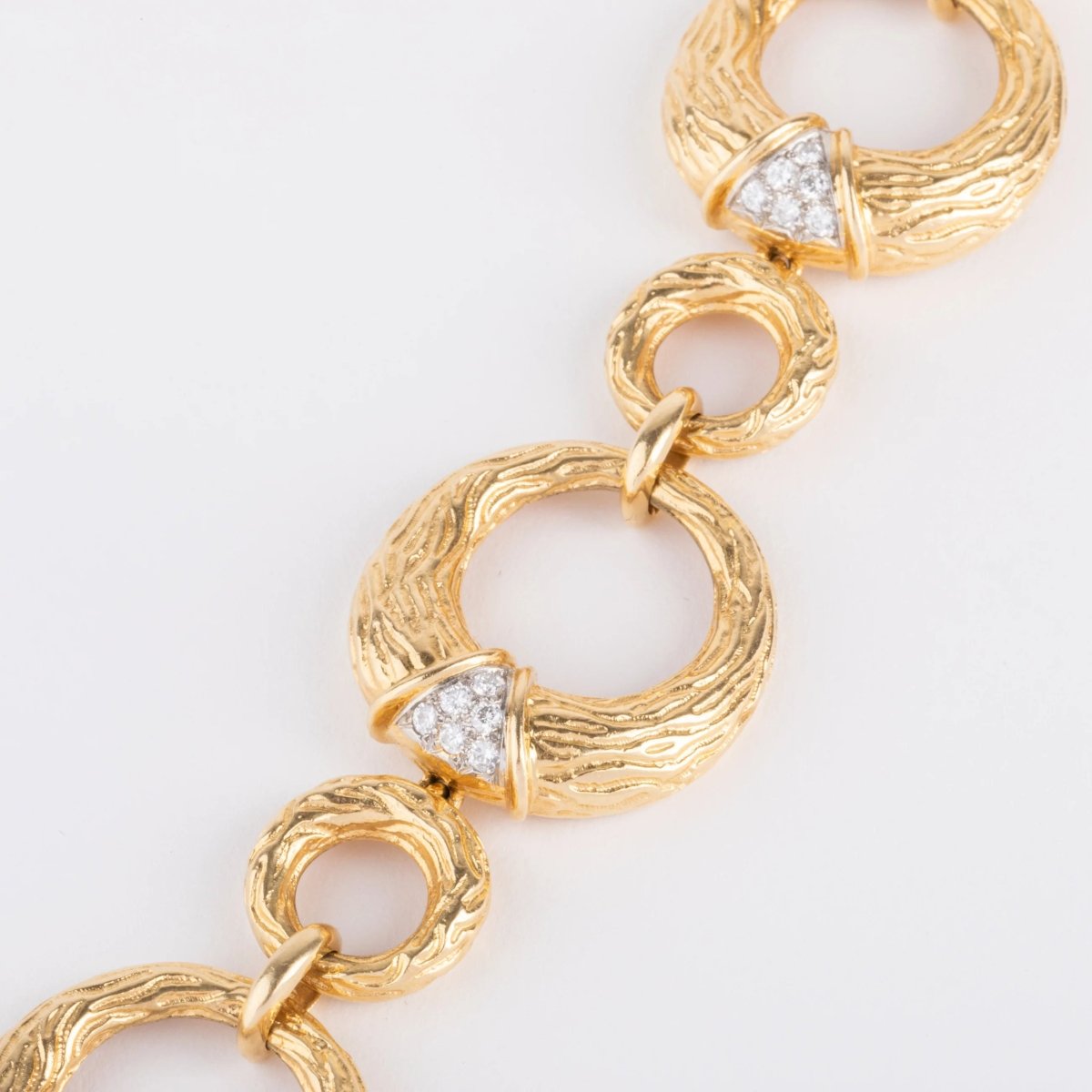 Bracelet en or jaune et diamants de la maison Boucheron - Castafiore