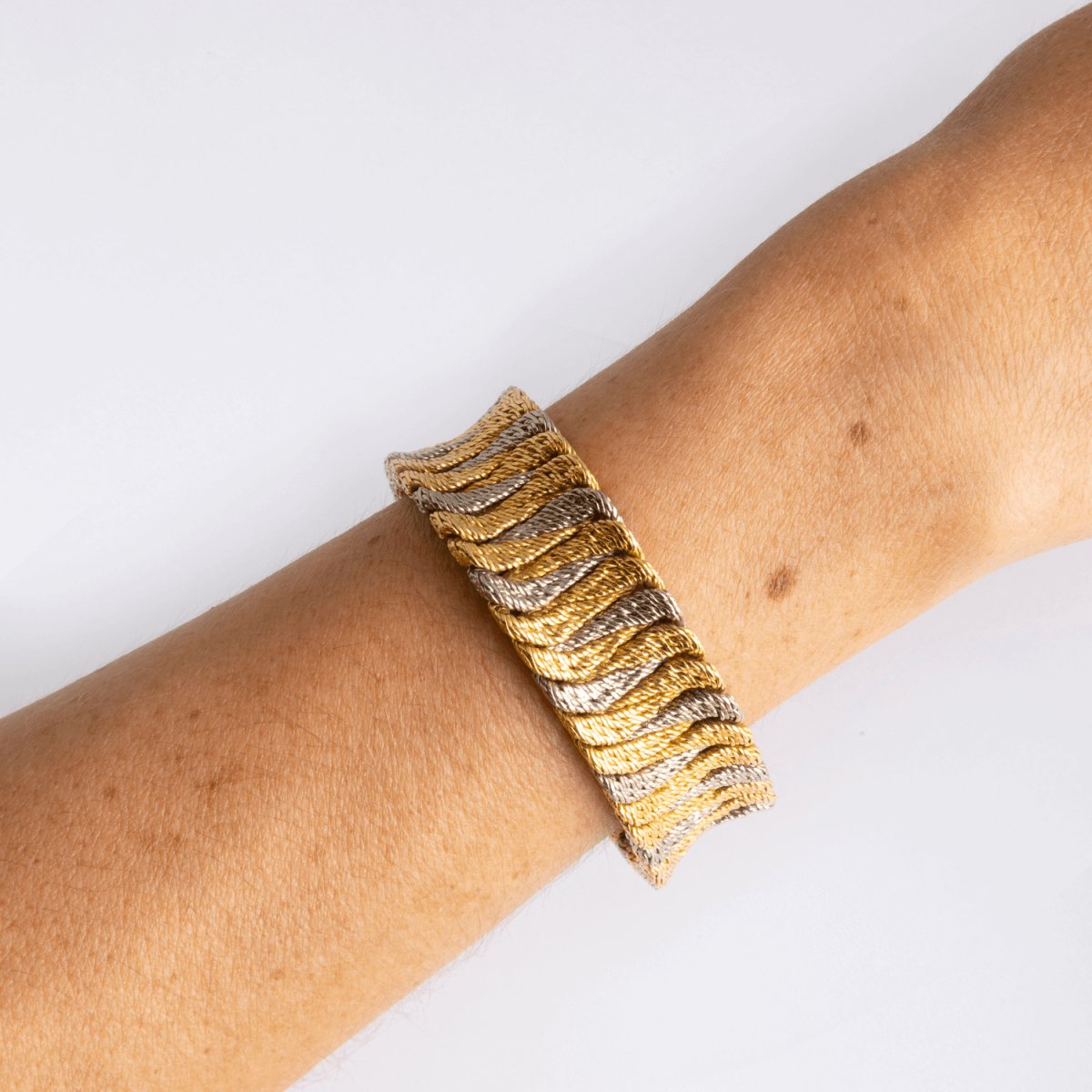 Bracelet en or jaune et gris G. LENFANT - Castafiore