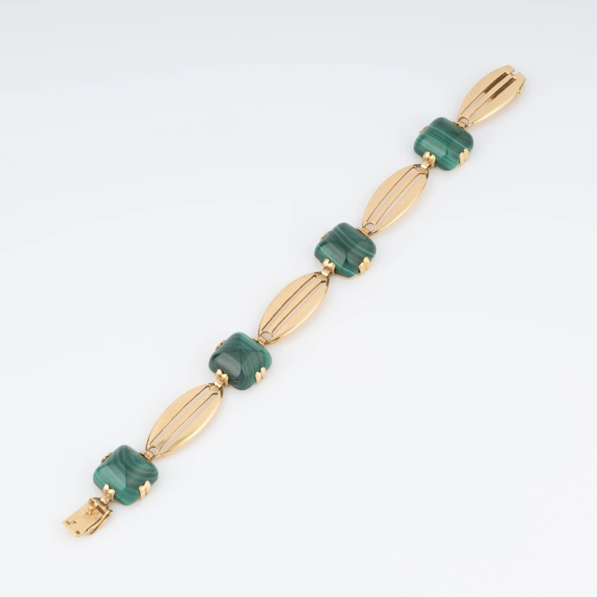 Bracelet en or jaune et malachite en pain de sucre - Castafiore