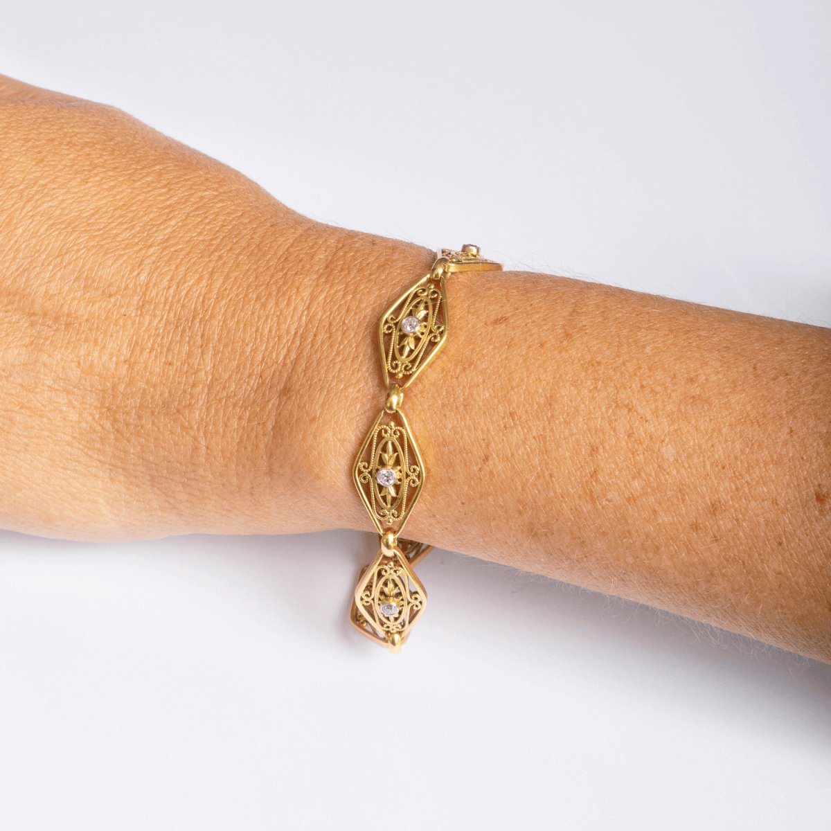 Bracelet en or jaune filigrané et diamants - Castafiore
