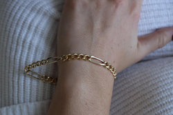 Bracelet Gourmette maille alternée en or jaune - Castafiore