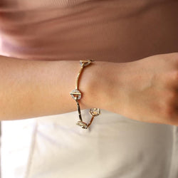 Bracelet GUY LAROCHE en or jaune et diamants - Castafiore