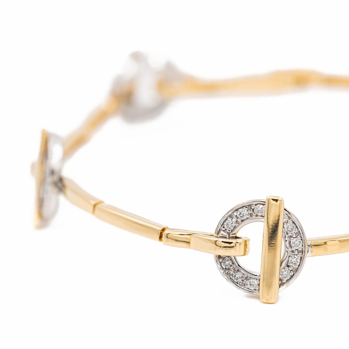 Bracelet GUY LAROCHE en or jaune et diamants - Castafiore
