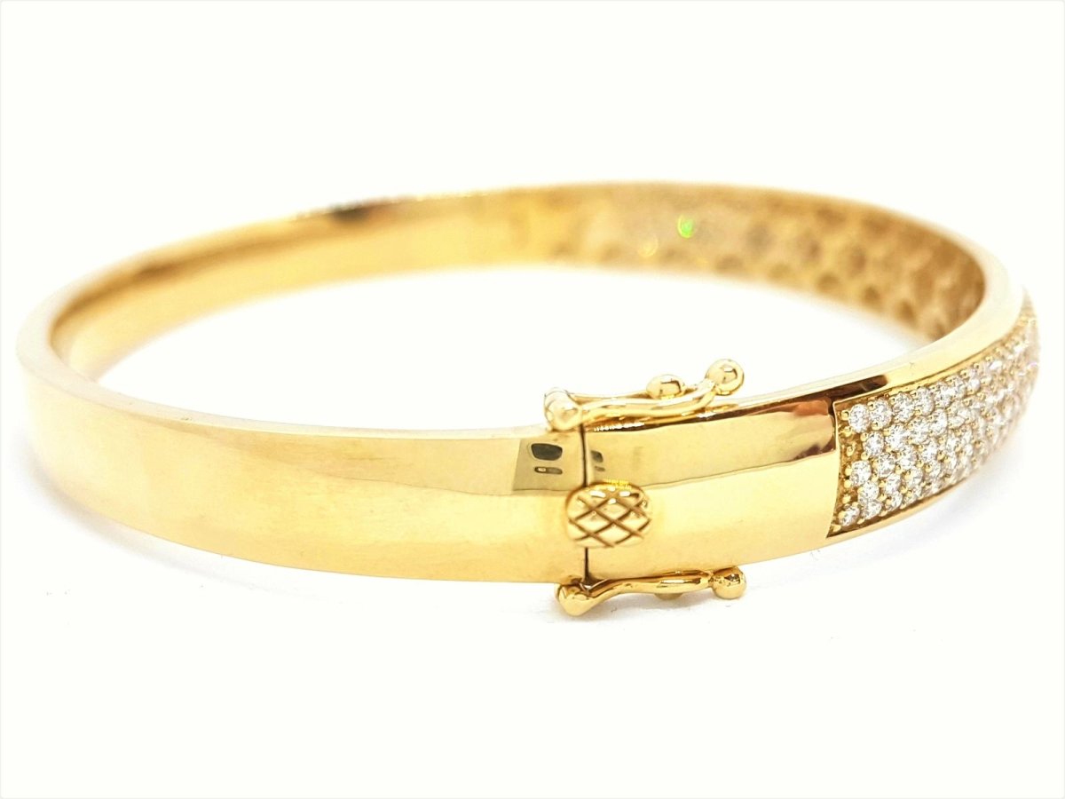 Bracelet Jonc en or jaune pavé diamants - Castafiore