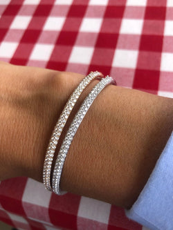 Bracelet jonc ouvrant en or rose serti de 3 lignes de diamant - Castafiore