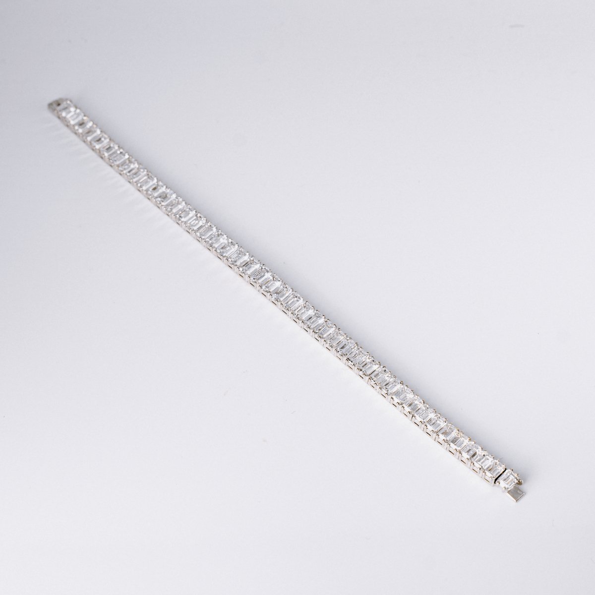 Bracelet Ligne de diamants MEISTER en platine - Castafiore