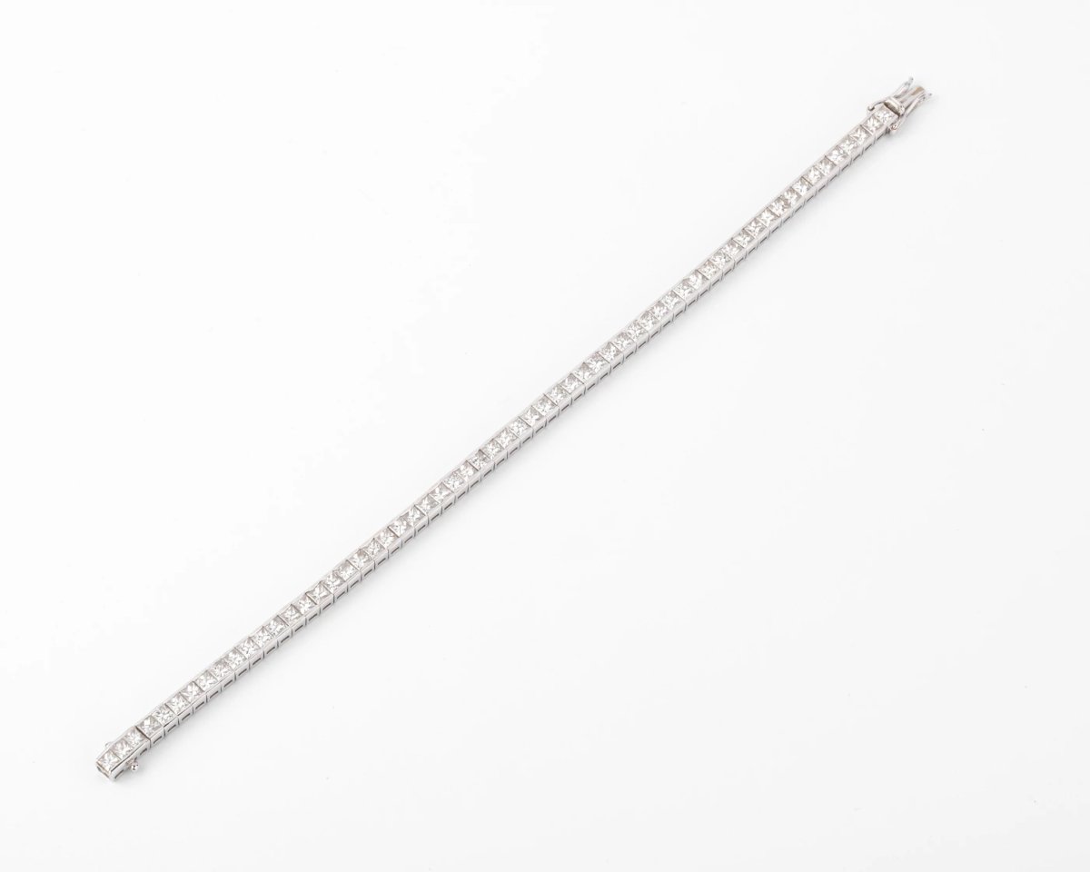 Bracelet ligne en diamant taille princesse sur or gris - Castafiore