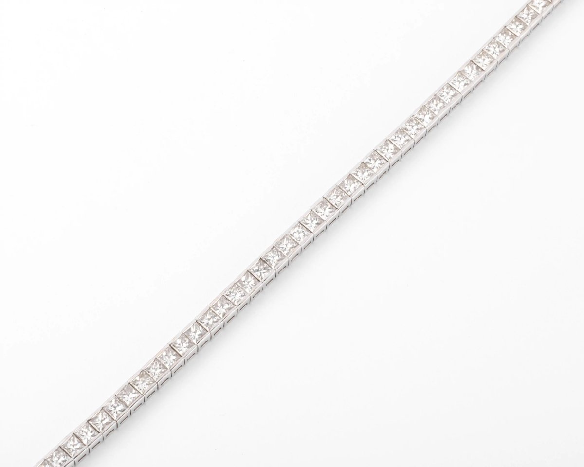 Bracelet ligne en diamant taille princesse sur or gris - Castafiore