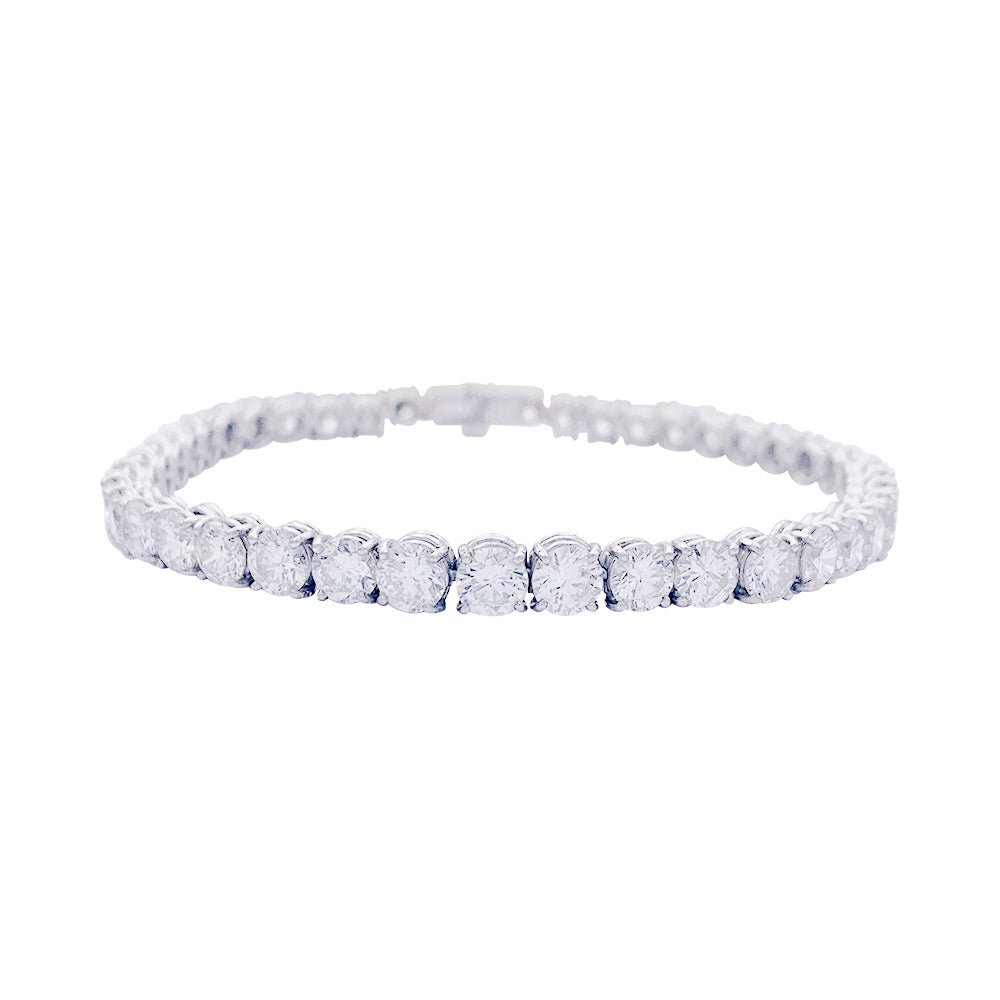 Bracelet or blanc et diamants. - Castafiore