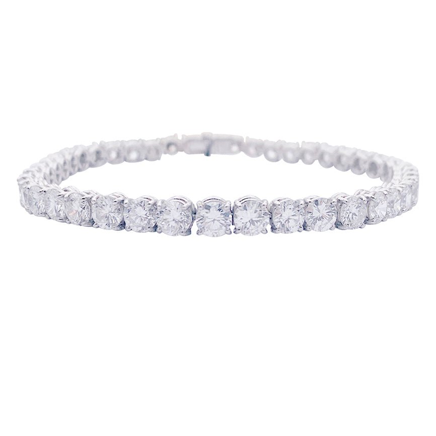 Bracelet or blanc et diamants. - Castafiore
