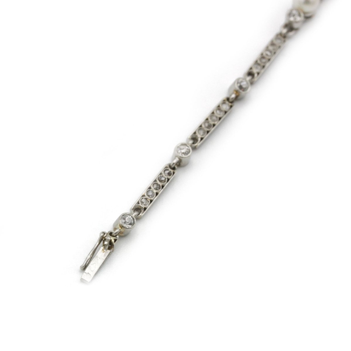 Bracelet - Platine, Diamants et Perles - Castafiore