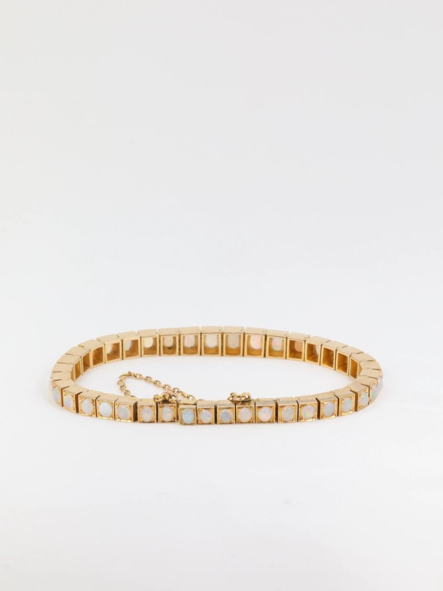 Bracelet rivière d’opales - Travail de la fin du XIXe siècle - Castafiore