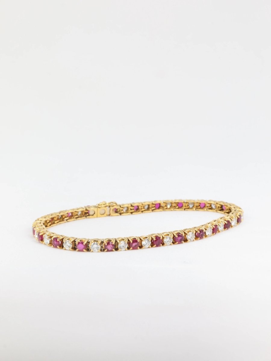Bracelet tennis vintage en or, rubis et diamants - Castafiore