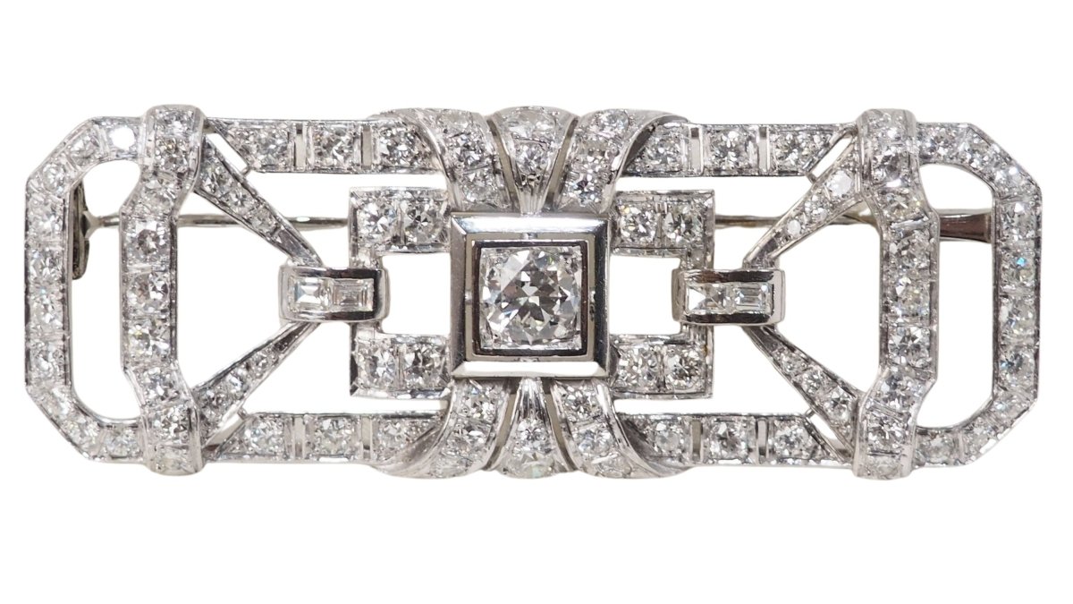 Broche ancienne en or blanc et diamants - Castafiore