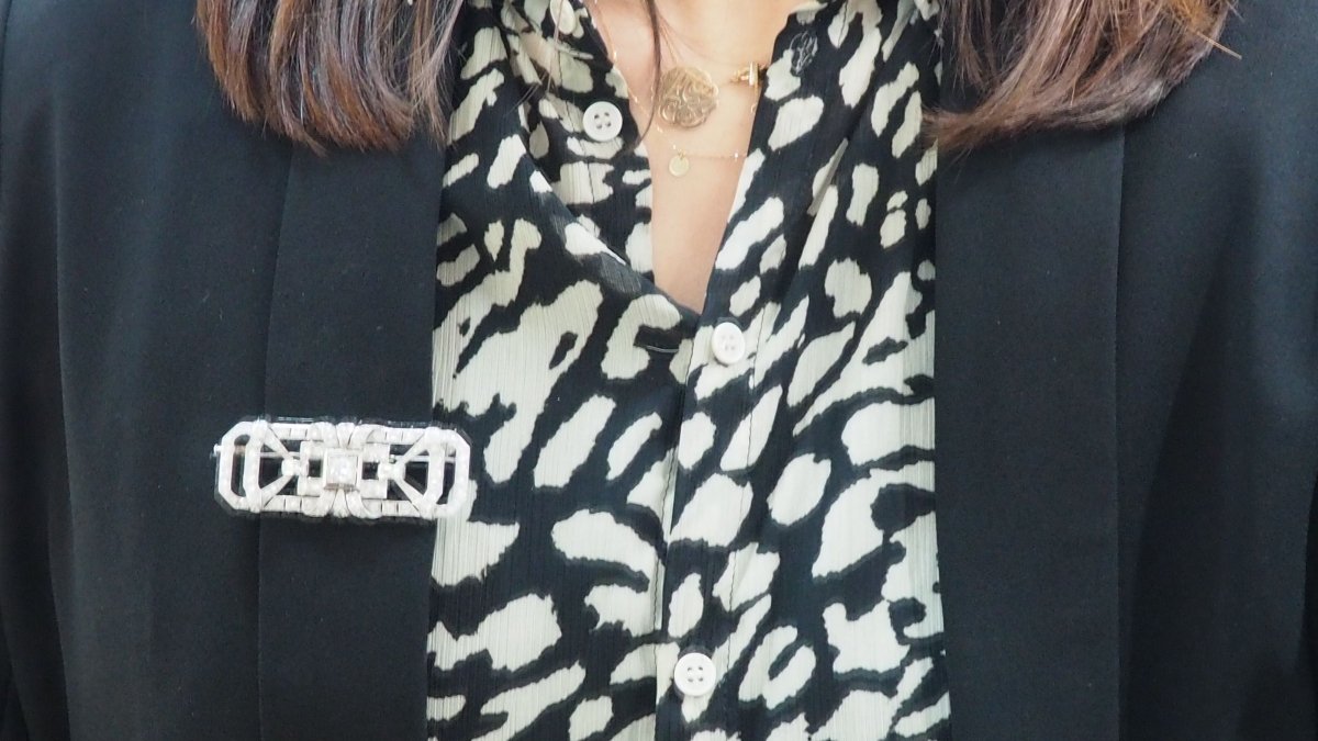 Broche ancienne en or blanc et diamants - Castafiore