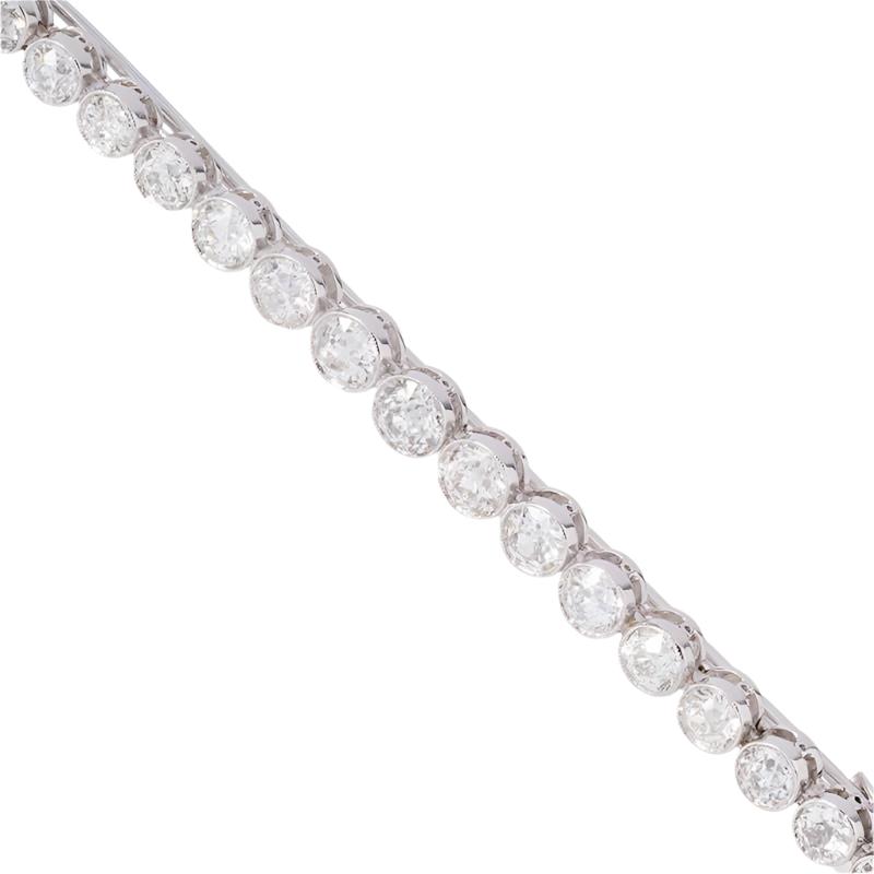 Broche Barette en or blanc et diamants - Castafiore