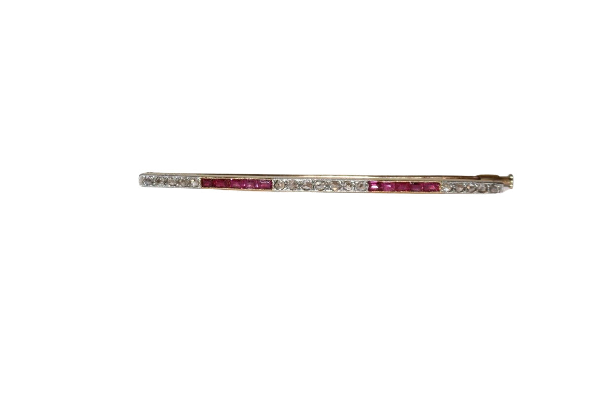 Broche Barrette en or jaune et en rubis et diamants - Castafiore