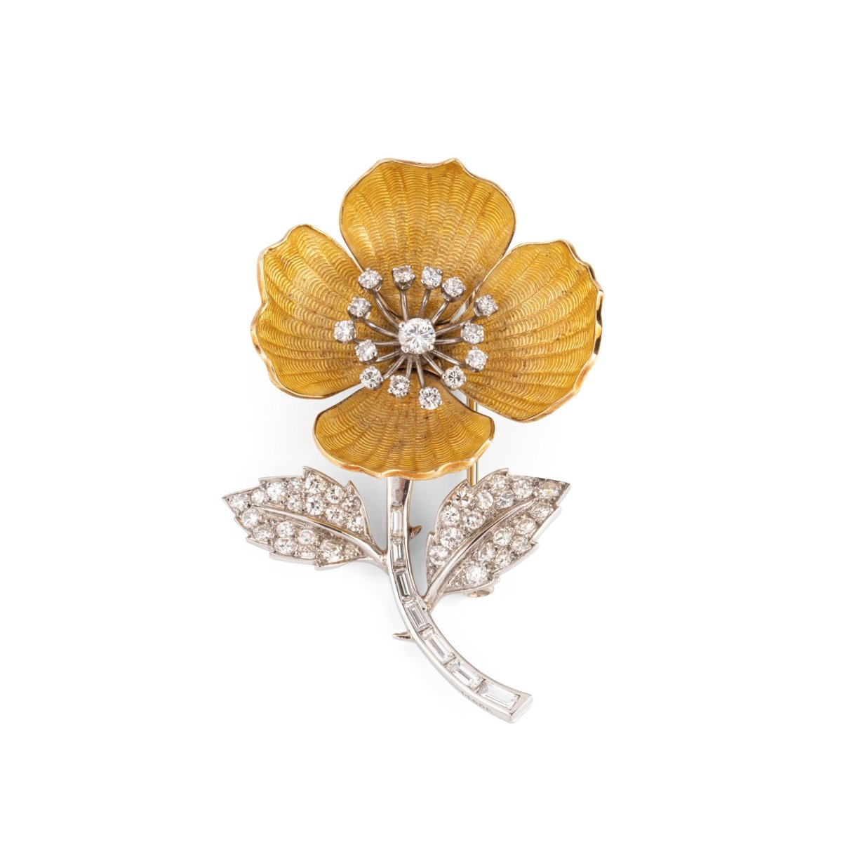 Broche BOUCHERON "Eglantine" en or blanc, platine, émail jaune et diamants - Castafiore