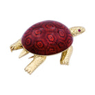 Broche Boucheron, "Tortue", or jaune, émail, rubis. - Castafiore