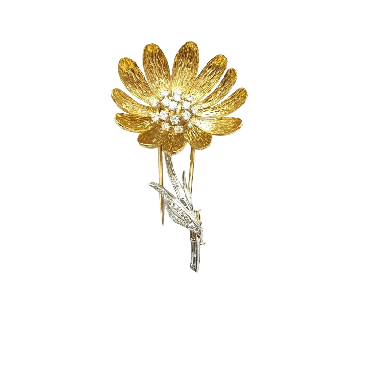 Broche clip marguerite signée Boucheron - Castafiore