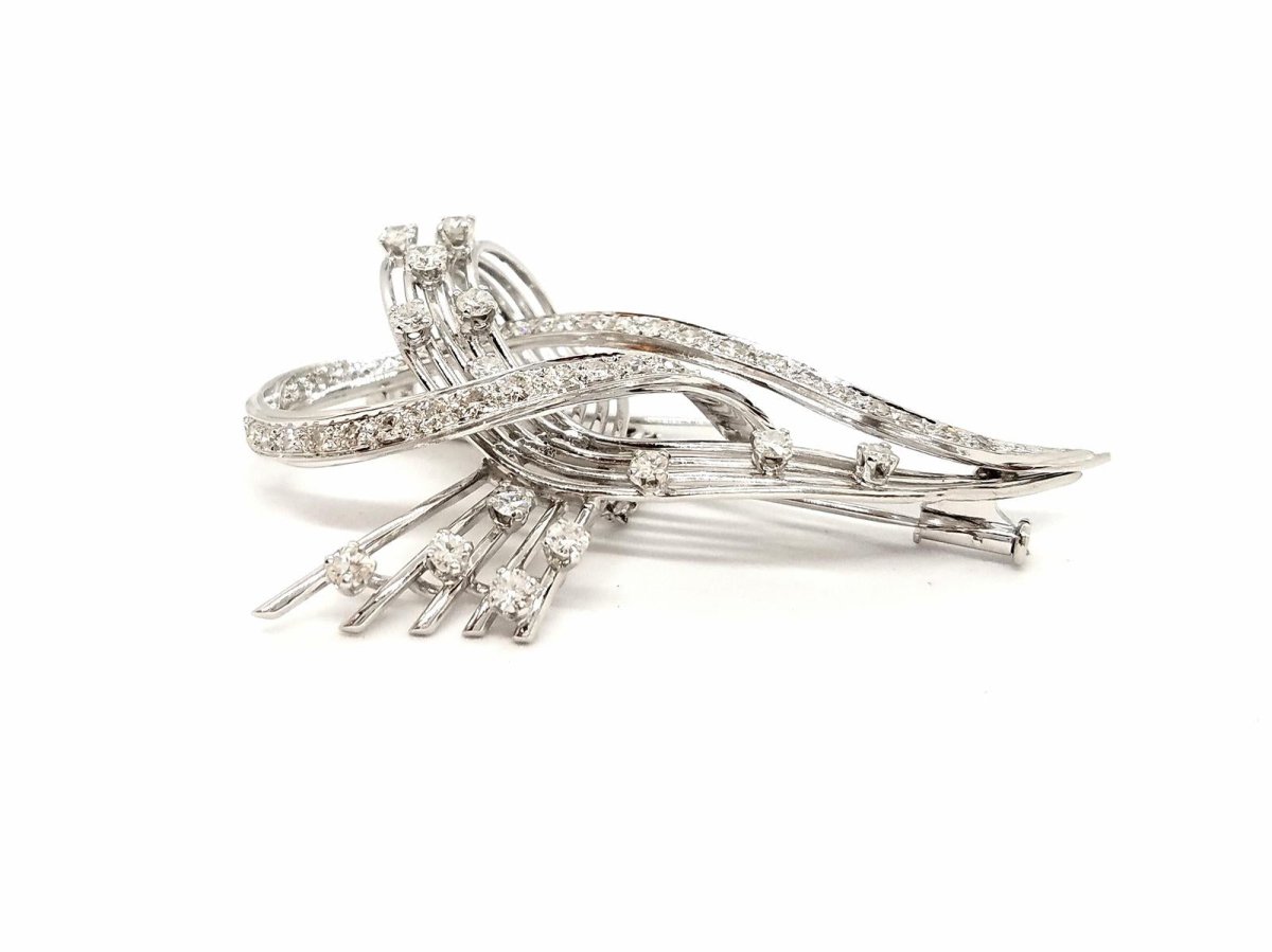 Broche en or blanc et diamants - Castafiore