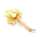 Broche Feuille en or jaune et perle - Castafiore